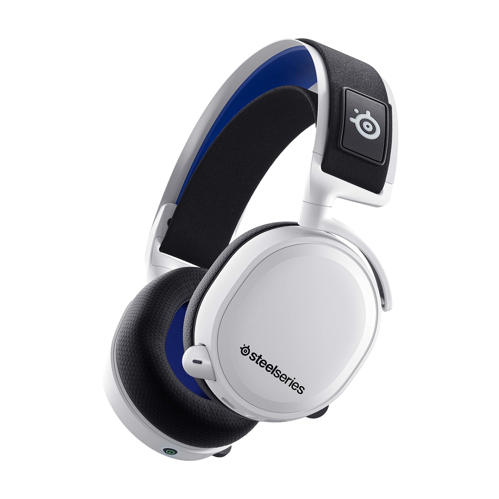 SteelSeries Arctis 7 wireless gaming headset in UAE with immersive sound and comfort.